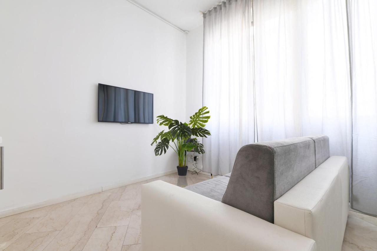 Prestige Boutique Homes - Duomo 1 มิลาน ภายนอก รูปภาพ